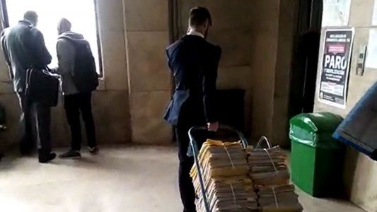 El TOF 2 cumplió con el pedido de la Corte y ya le envió el expediente de la causa contra Cristina Kirchner