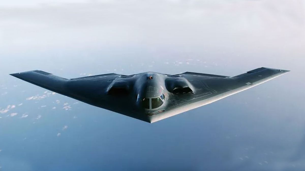 El bombardero B-2. El avión que elude los radares. Clave para un eventual ataque de EE.UU. a Israel. (Foto: Gentileza dailymail)