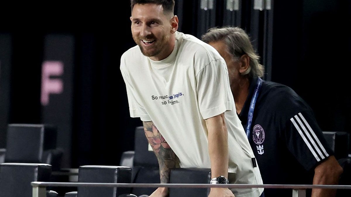 ¡Polémica! Messi, ¿a las trompadas con un DT argentino?