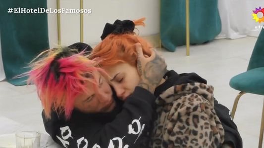 La angustia de Melody Luz y contención de Alex Caniggia en El hotel de los famosos