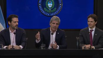Luis Caputo anunció que el Gobierno usará fondos de ANSES para impulsar los créditos hipotecarios para primera vivienda