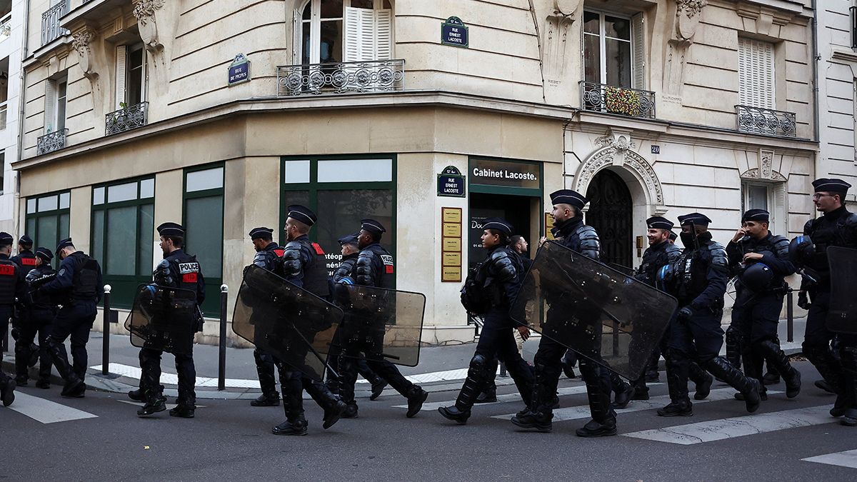 Francia en alerta por Halloween: 70.000 policías, marchas restringidas y temor a nuevos enfrentamientos. (Foto: Reuters)