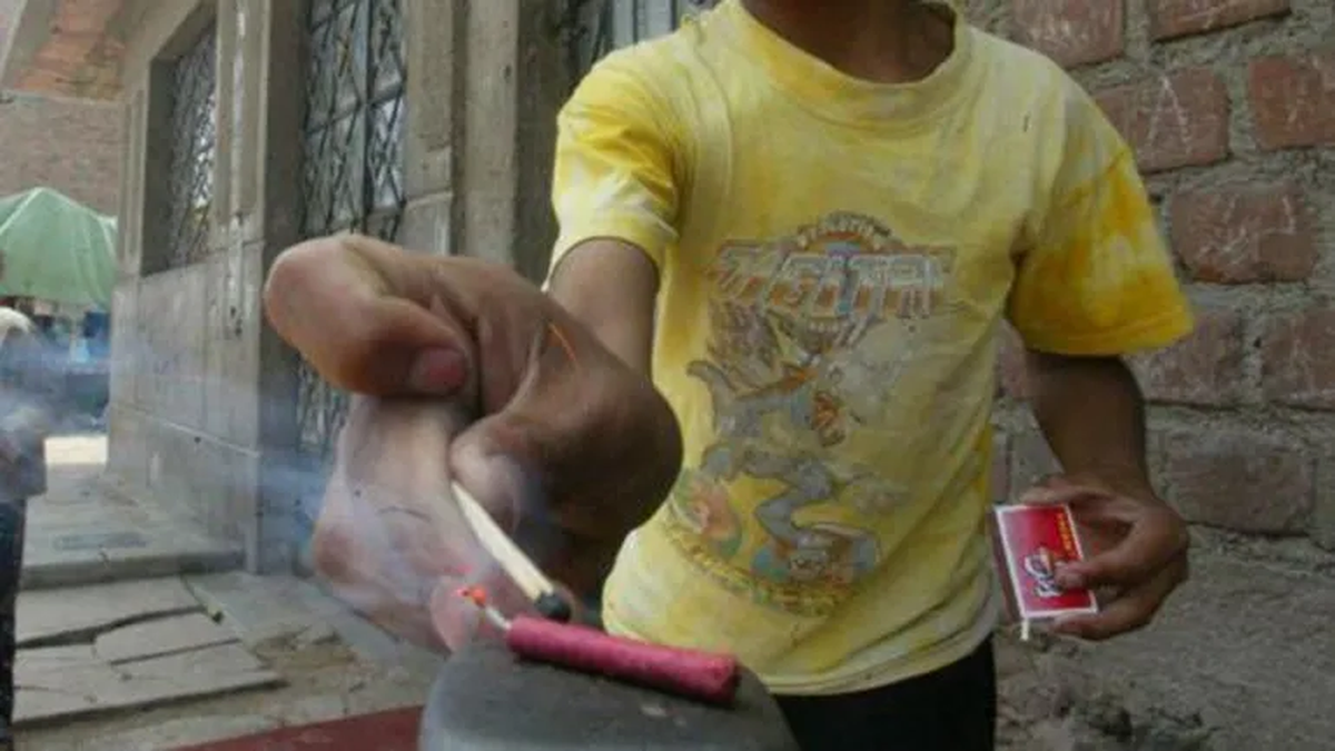 Dramático relato de la mamá del nene que lucha por su vida porque un petardo explotó en su cara: Fue todo...