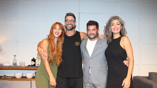 Así fue el estreno de El Divorcio en calle Corrientes con Luciano Castro, Flor Vigna, Pablo Rago y Carla Conte