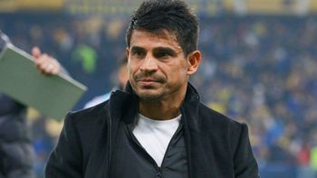 El titular y figura clave que podría perder Ibarra para el partido clave de Boca frente a Sarmiento en Junín