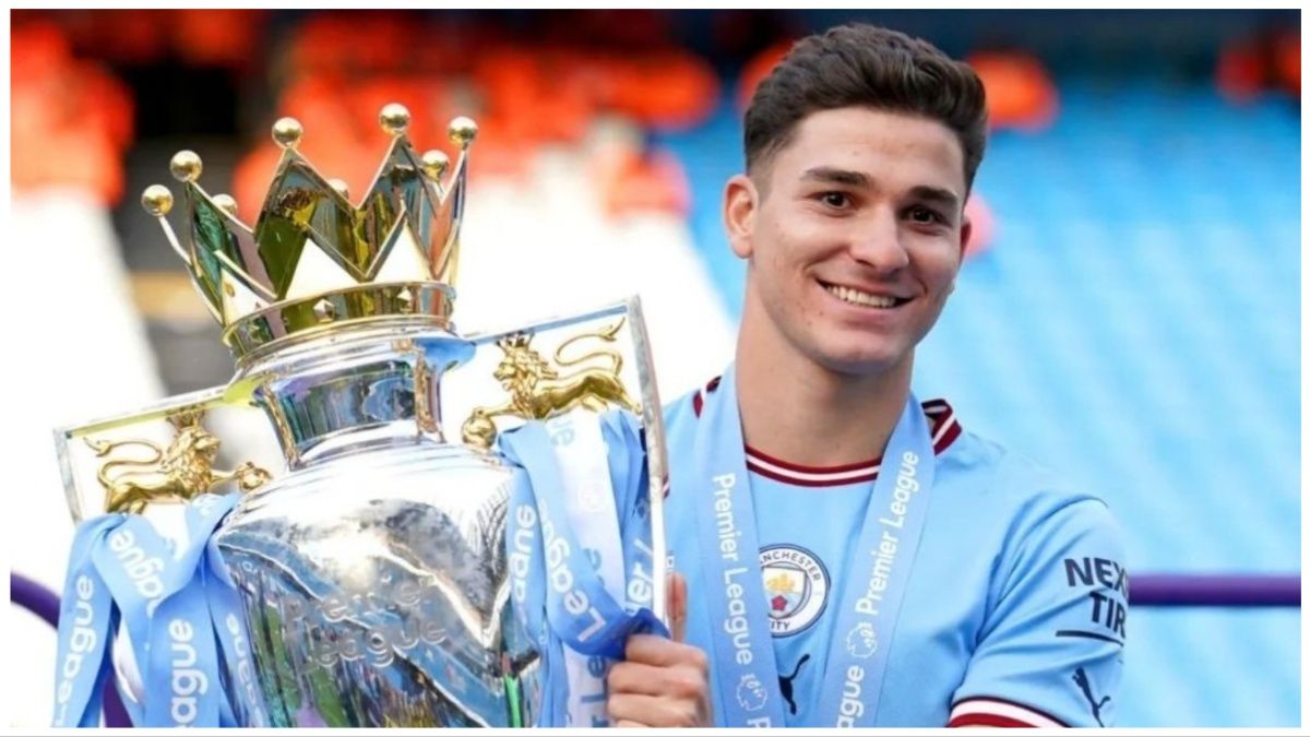 Julián Álvarez les convidó fernet a sus compañeros en los festejos del Manchester City: el video viral de las caras