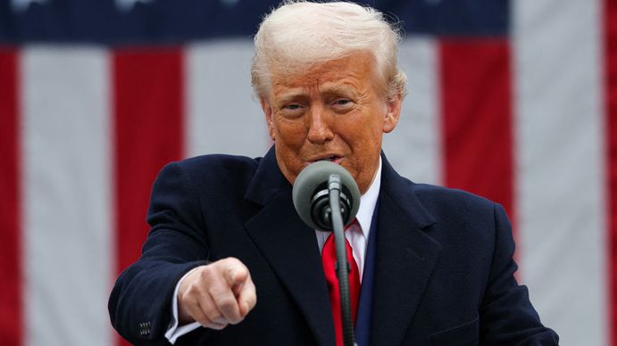 El irónico mensaje de Trump en medio del caos que desató con su liberación y guerra arancelaria