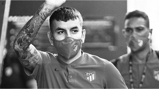 Atlético de Madrid confirmó que los contagiados son el argentino Ángel Correa y el serbio Vrsalijko