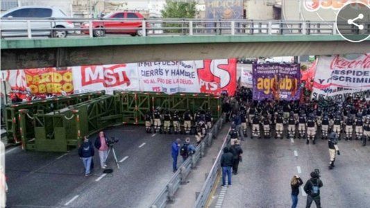 Mientras el Gobierno intenta garantizar la libre circulación, los manifestantes cortan parcialmente accesos a la Capital