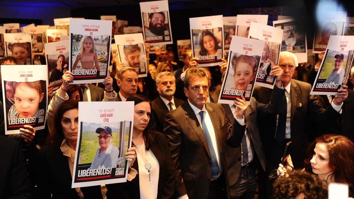 Sergio Massa participó de un acto de la DAIA y adelntó las medidas que tomará con Hamas si es electo Foto:telam