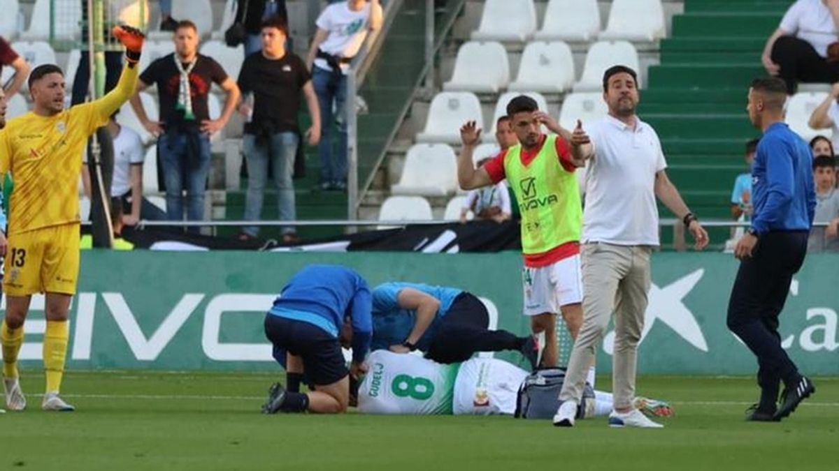 El momento dramático que vivió un jugador en el futbol español. (Foto: ABC España)&nbsp;