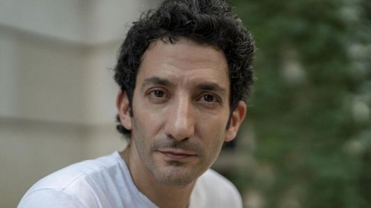 Juan Minujín arrasa en Netflix con la serie corta más vista del año y apenas tiene 6 episodios