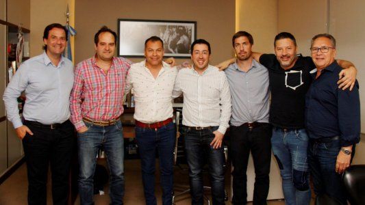 De manual: se reunieron los intendentes del PJ y hoy se lanza un “foro” K contra el Presupuesto