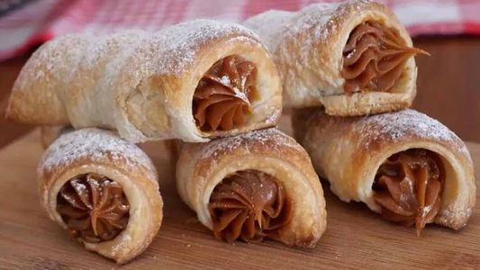 Cañoncitos de dulce de leche: la receta clásica que podés hacer en casa sin ser pastelero