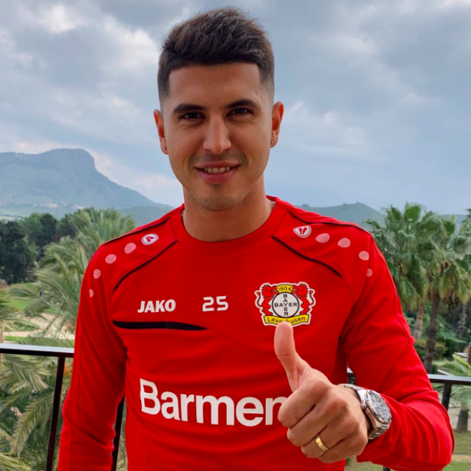 Bayer Leverkusen le dio la bienvenida a Palacios con un reclamo para el FIFA 20