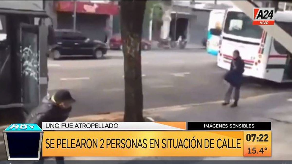 Once: pelea callejara que terminó con un hombre atropellado. (Captura de Tv)