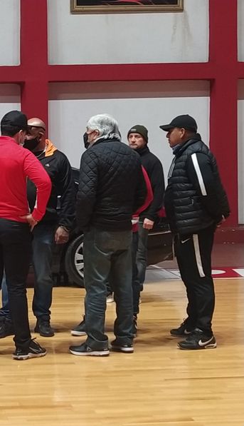 Independiente y una Asamblea que terminó con incidentes: así se retiró Hugo Moyano