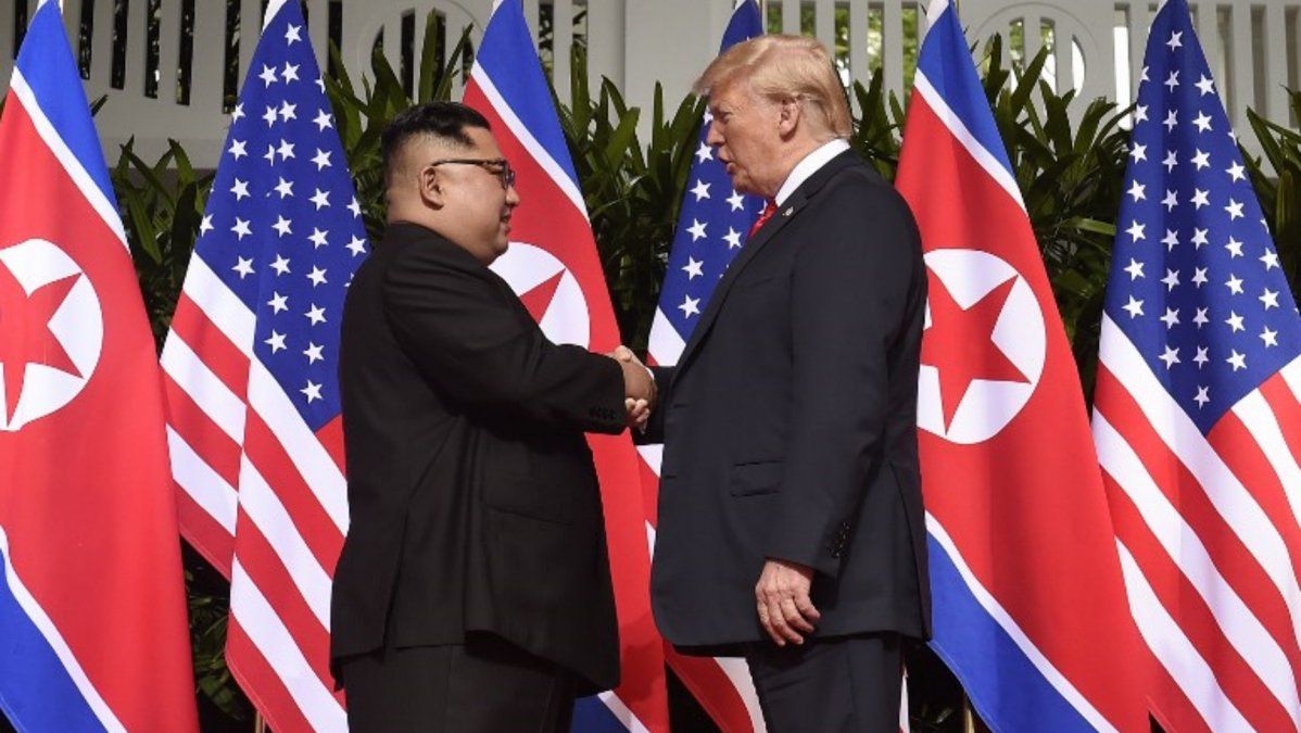 El apretón de manos de Trump y  Kim Jong-un en Singapur