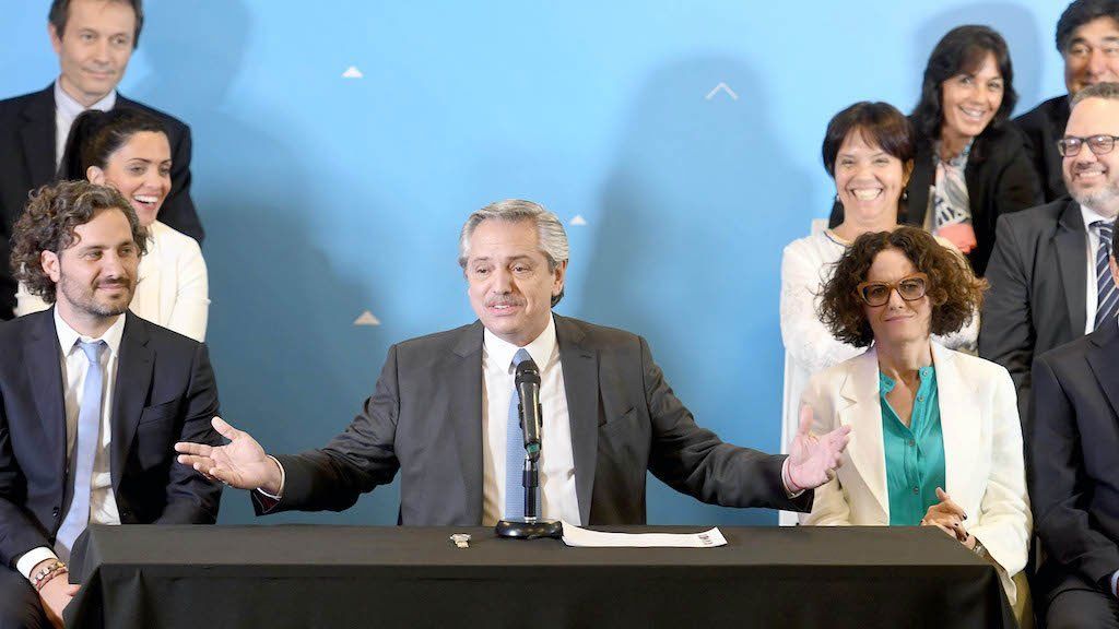 Alberto Fernández define cambios de Gabinete tras pedir las renuncias a los funcionarios que son candidatos. ¿Quiénes están en la mira y quiénes serán sus reemplazos? (Foto: Archivo)