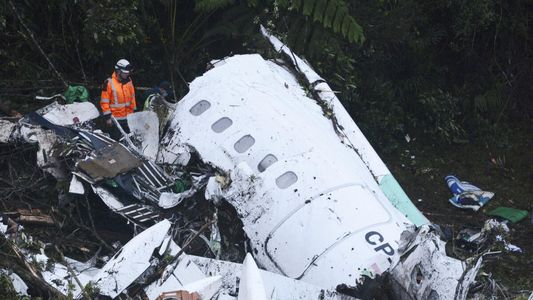 Juicios, muerte y un milagro: la vida hoy de los 6 sobrevivientes de la tragedia de Chapecoense