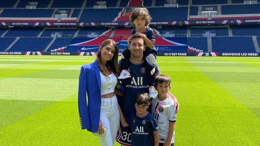 Antonela Roccuzzo mostró cómo nadie los molesta en París