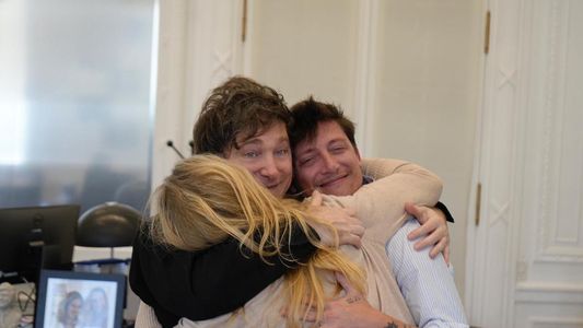 ¿Crisis en el triángulo de hierro?: Milei delega en Karina y los Menem la estrategia electoral, y hay dudas sobre Santiago Caputo