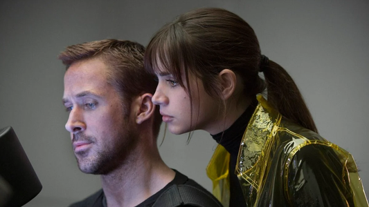 Ryan Gosling y Ana de Armas dejan todo en este bomba de Netflix: sin palabras y temperatura elevada