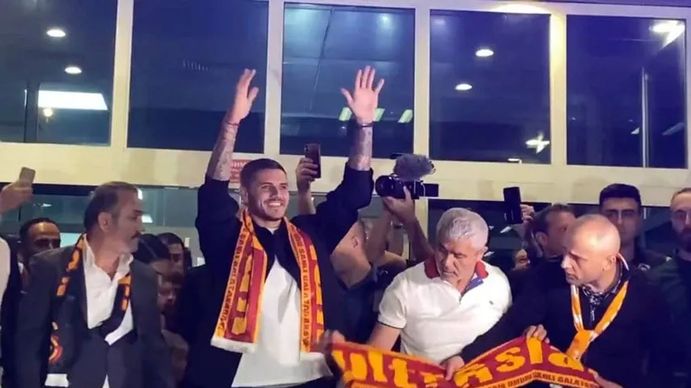 ¡Increíble! Mauro Icardi dejó PSG, se sumó a Galatasaray y lo recibieron a lo grande