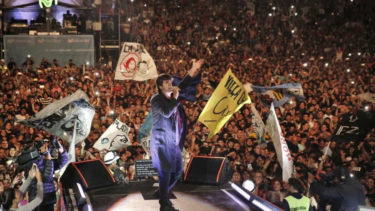 Los Piojos arrasan en La Plata: se liberan entradas para nuevas fechas.