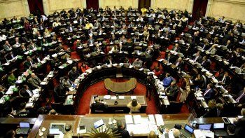 Agredieron a otra funcionaria de Mendoza por su postura a favor de la legalización del aborto