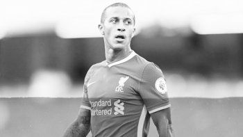 Dolor de cabeza para Liverpool: Thiago Alcántara contrajo coronavirus