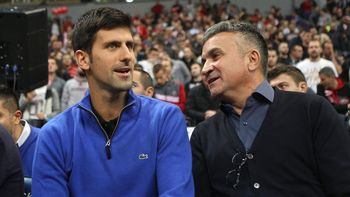Djokovic y su padre. Djokovic y su padre.