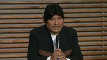 Pueden hacer conmigo lo que quieran, pero no destrocen la democracia, dice Evo tras su proscripción como candidato