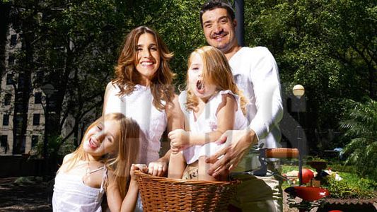 18 años de amor: La Sole, en familia, con su esposo y sus hijas