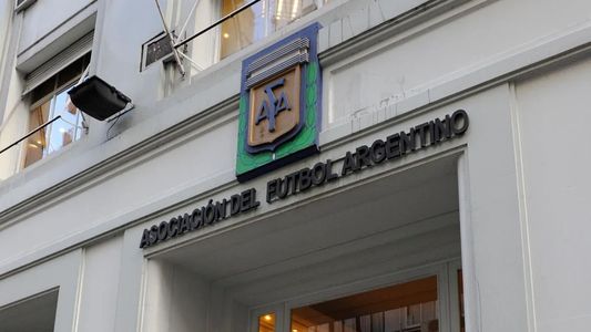 La AFA extendió el cierre del libro de pases: hasta cuándo es