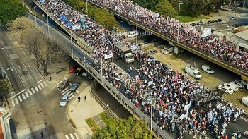 Jornada de protestas: corte y caos en la avenida 9 de Julio