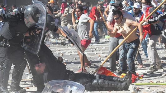 Condenaron a dos militantes por los disturbios durante el debate por la reforma previsional de 2017