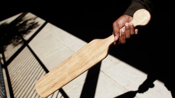 Una escuela estadounidense vuelve a imponer los castigos físicos para los estudiantes rebeldes