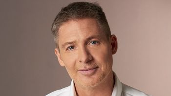 Adrián Suar arrasa en Netflix con la comedia que explora los límites sexuales en las parejas