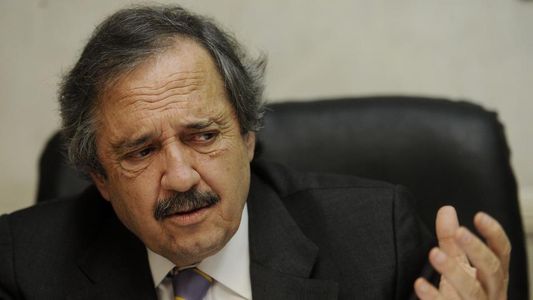 Ricardo Alfonsín criticó la posible privatización de AySA y pide la intervención del Congreso