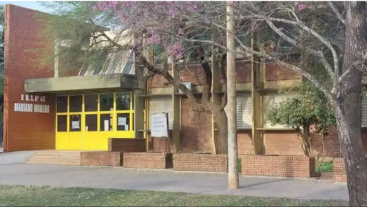 Los datos oficiales de cómo un alumno entró con una escopeta a la escuela y mató e hirió a sus compañeros: Hay un código rojo...