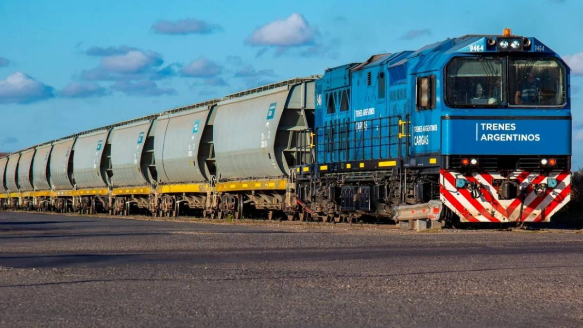 El Gobierno oficializó la privatización de la empresa Belgrano Cargas