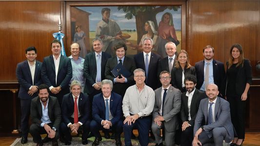 Inflación: el Gobierno insiste con que no hubo devaluación y que la suba del dólar no se trasladará a precios