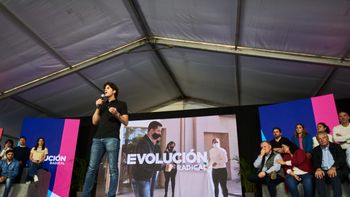 Con duras críticas a Juntos por el Cambio, Martín Lousteau busca reavivar al radicalismo de cara a 2023  