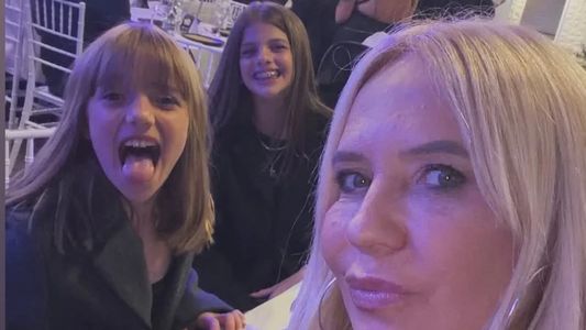 Con Wanda Nara y Mauro Icardi fuera del país, sus hijas viajaron a Rosario para un evento especial