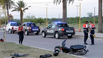 Un motociclista chocó con un gato, derrapó y murió. (Foto: gentileza El Liberal) Un motociclista chocó con un gato, derrapó y murió. (Foto: gentileza El Liberal)