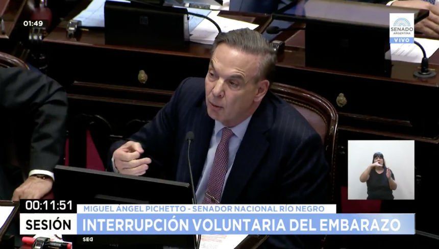 Pichetto: En un sistema presidencial, la posición del Presidente no puede ser abierta, debería haberse jugado más