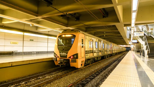 Accidente en la línea B del subte: quedó atrapada en la puerta del subte y le tuvieron que amputar la pierna