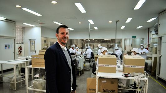 Pandemia, menos trampa y declive de ventas de preservativos: la mirada graciosa pero preocupada del dueño de Tulipán