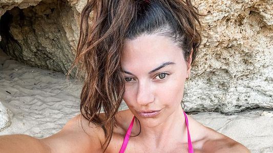Sofía Jujuy Jiménez, en topless y de vacaciones, hizo una dura crítica a la Argentina: ¿Por qué...?